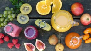 Juicing & Smoothies: Are They the Perfect Meal Replacement? Unpacking the Benefits, Risks, and Healthy Alternatives for Daily Meal Substitution